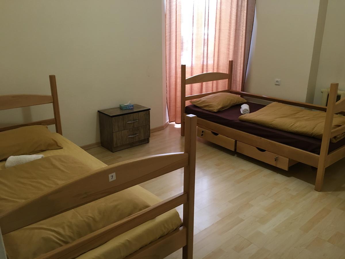 Classy And Cozy Hostel Yerevan Luaran gambar
